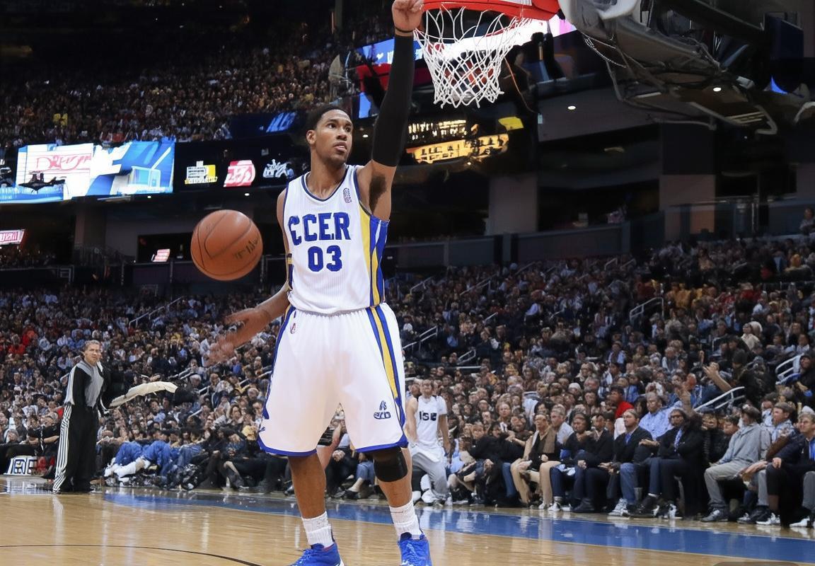 2016NBA赛季勇士VS湖人巅峰对决史诗回顾(图3)